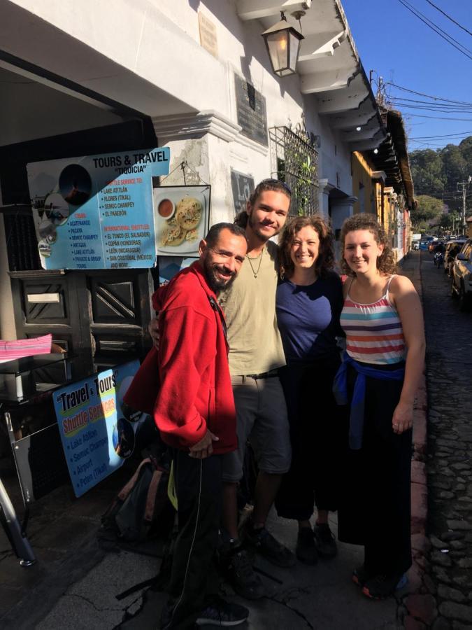La Gaceta Camping Hotel Antigua Eksteriør billede